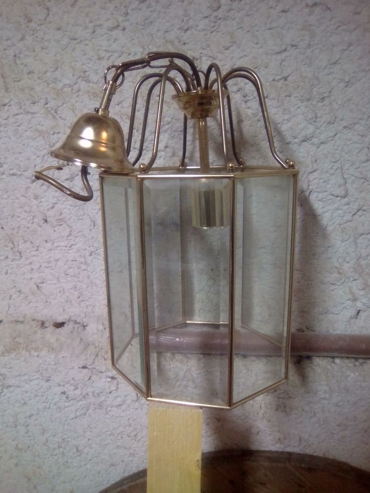 LUSTRE VINTAGE 
0 S�bazac-Concour�s (12)