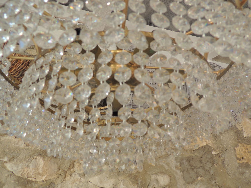 LUSTRE 15 Pernes-les-Fontaines (84)