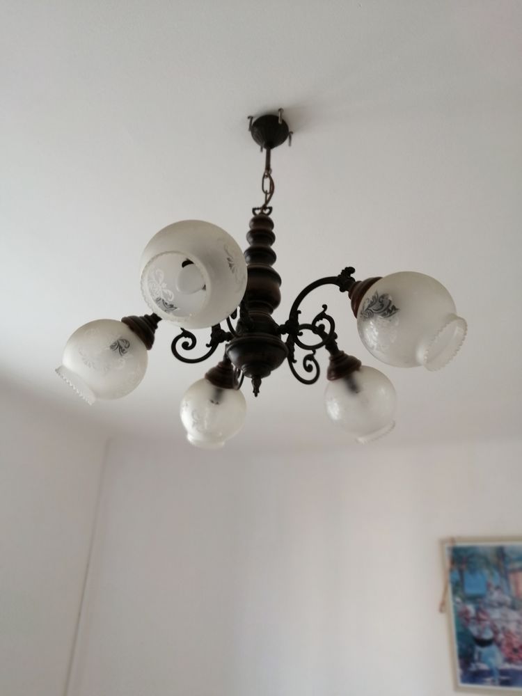 Lustre 41 Perpignan (66)