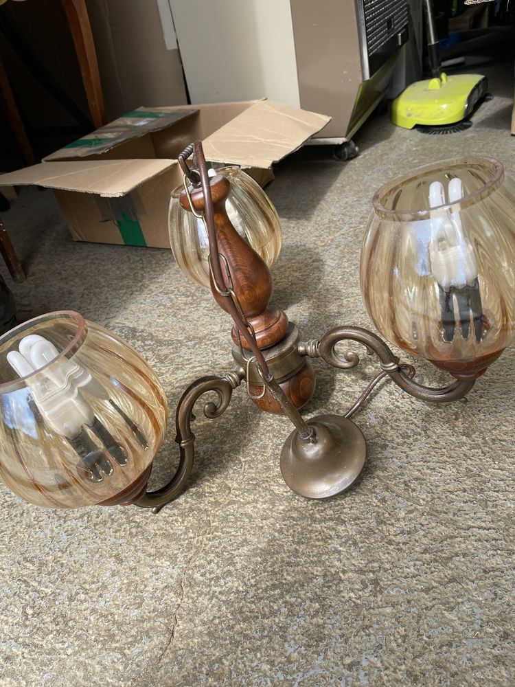 Lustre 70 Maupr�voir (86)