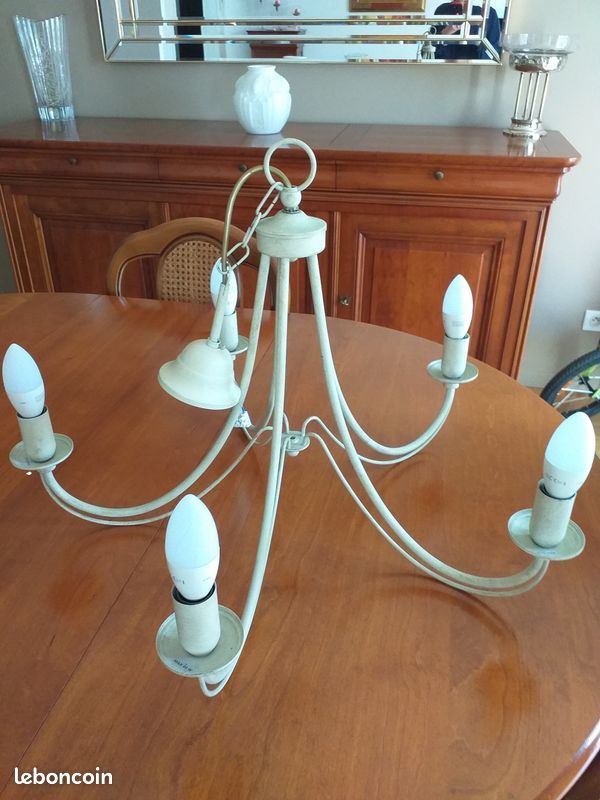 lustre 10 Villeurbanne (69)