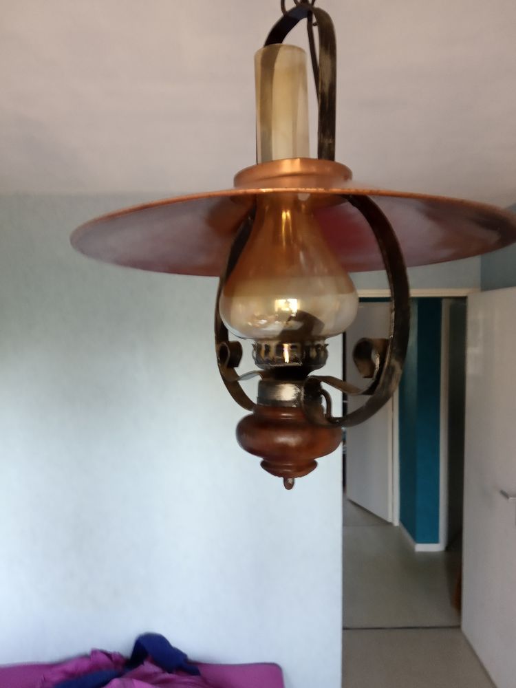 LUSTRE 0 Nanterre (92)