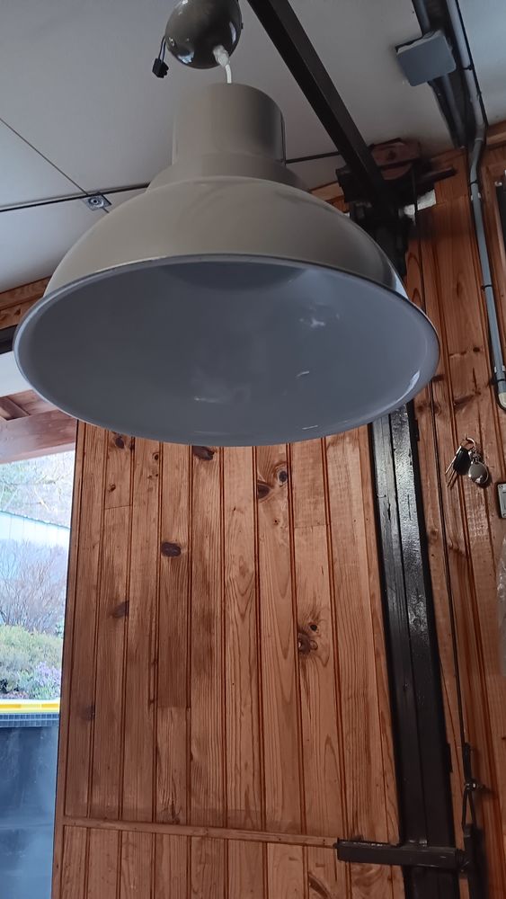 Lustre 15 Belverne (70)