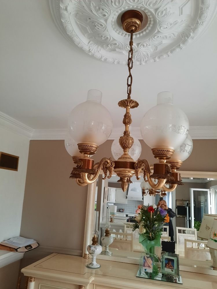 LUSTRE 150 Viry-Ch�tillon (91)