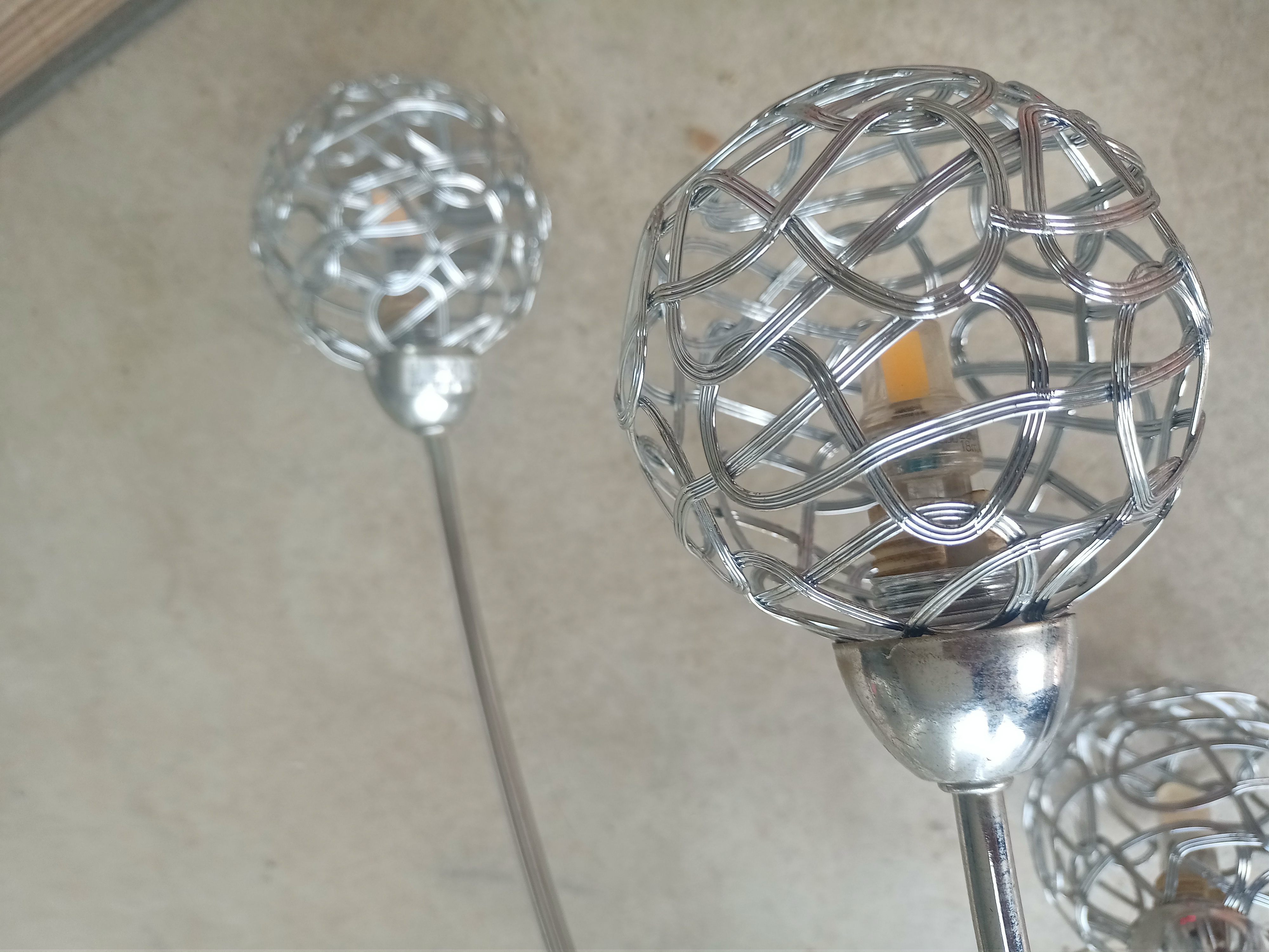 Lustre 20 Poussan (34)