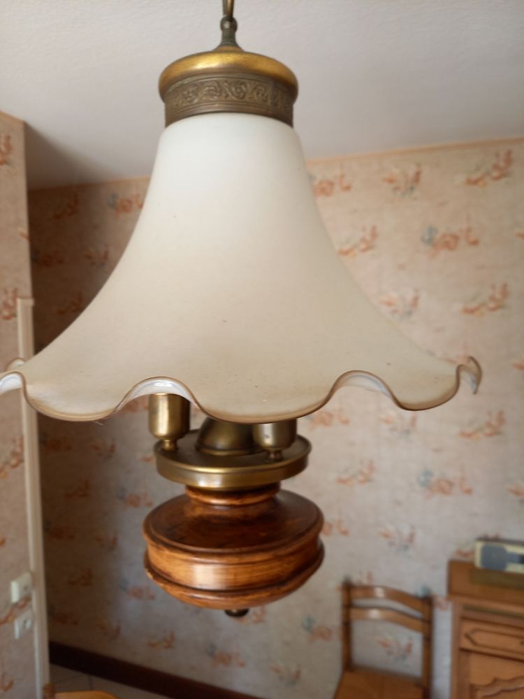 Lustre 70 Poitiers (86)