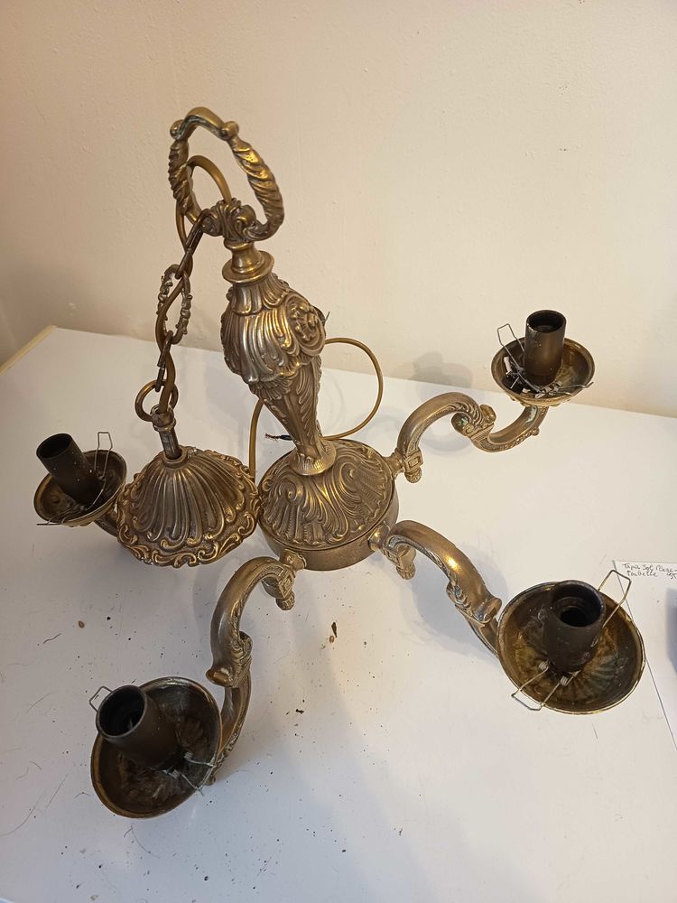 lustre 150 Malesherbes (45)