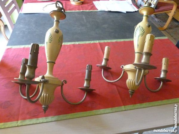 2 lustres anciens en bois peint et laiton, 20 euros pi�ce 20 Thiais (94)