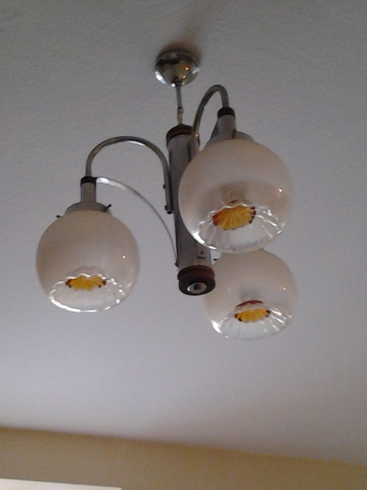 lustres ann�e 80 bon �tat 0 Lyon 7 (69)