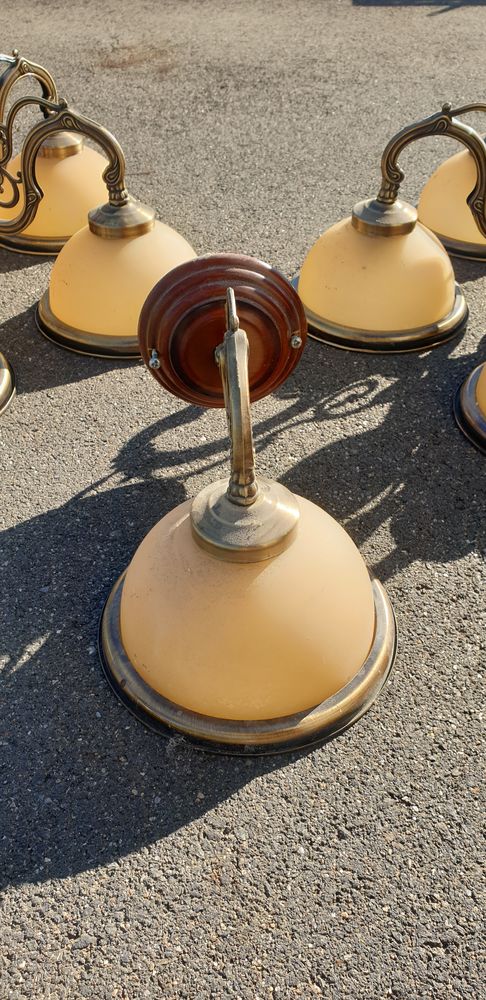 2 lustres avec une applique 30 Puiseaux (45)