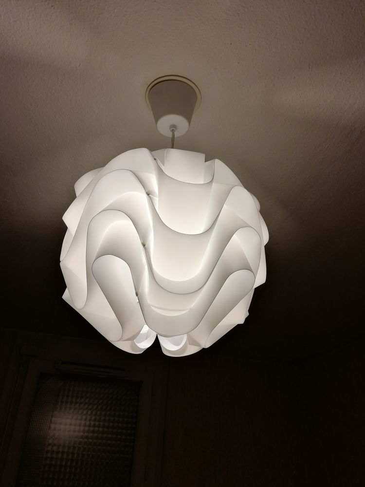 3 lustres :forme lampion, forme ronde & feuilles tombantes 4 Nice (06)