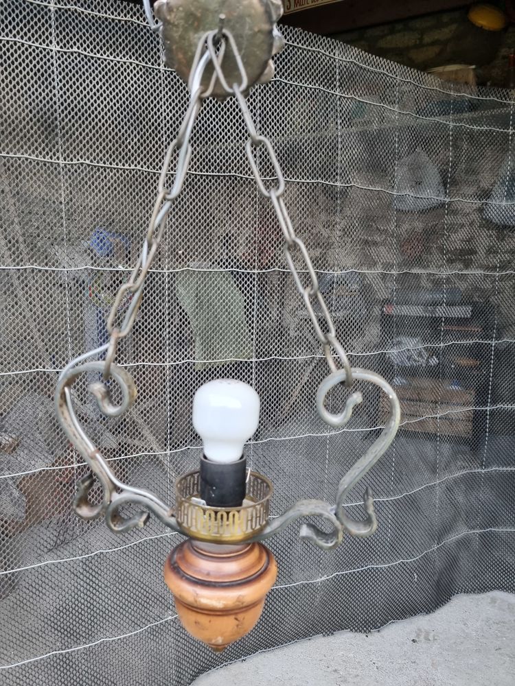 lustres de maison 20 Dou�-la-Fontaine (49)