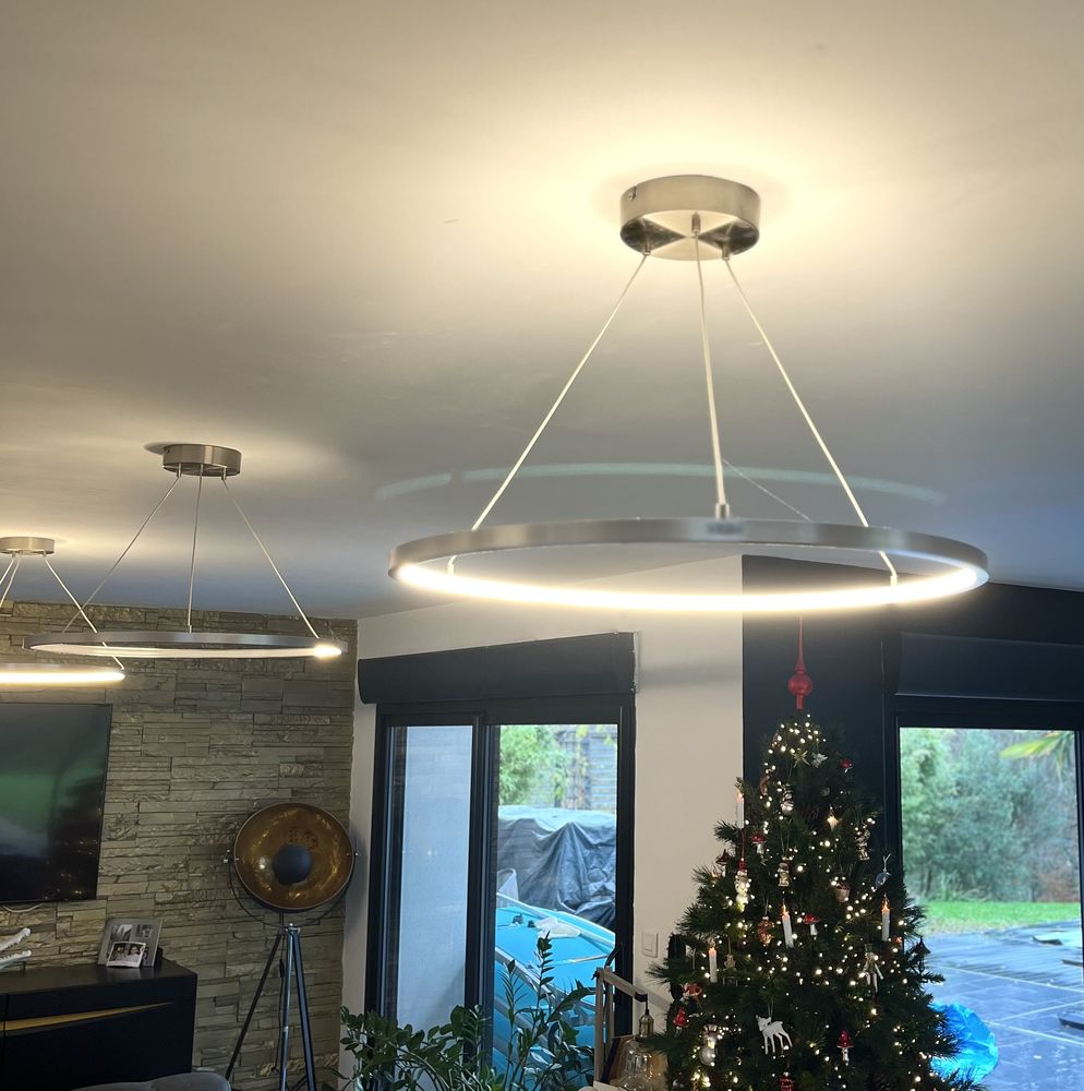 Lot 2 lustres modernes en m�tal - LED 49 Auxerre (89)