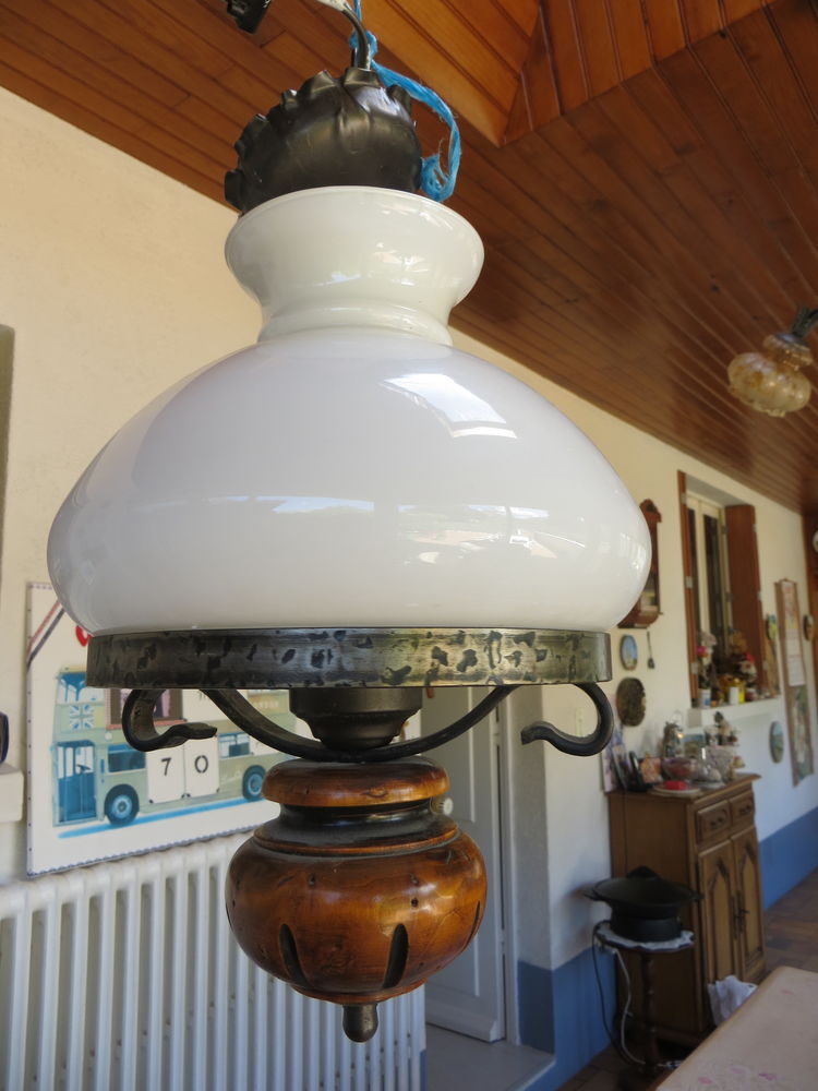 LUSTRES  RUSTIQUES 20 Ch�teau-du-Loir (72)