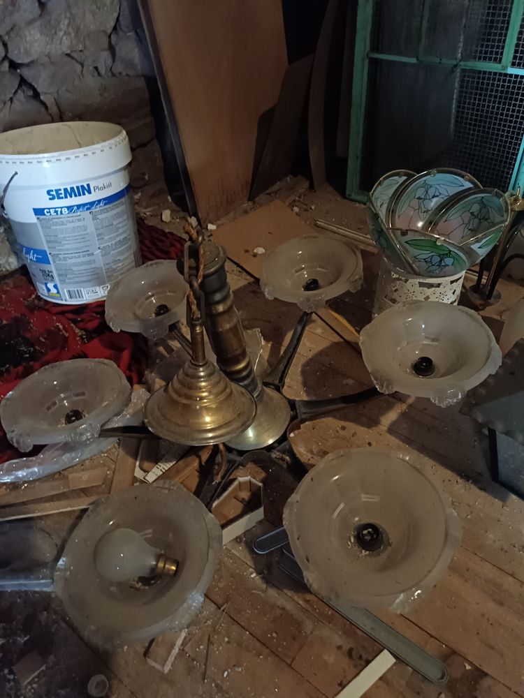 Lot de lustres 25 Bugeat (19)