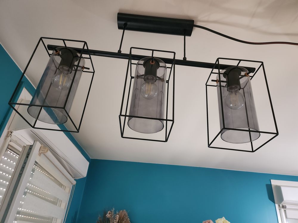 Lustres
45 Meyzieu (69)