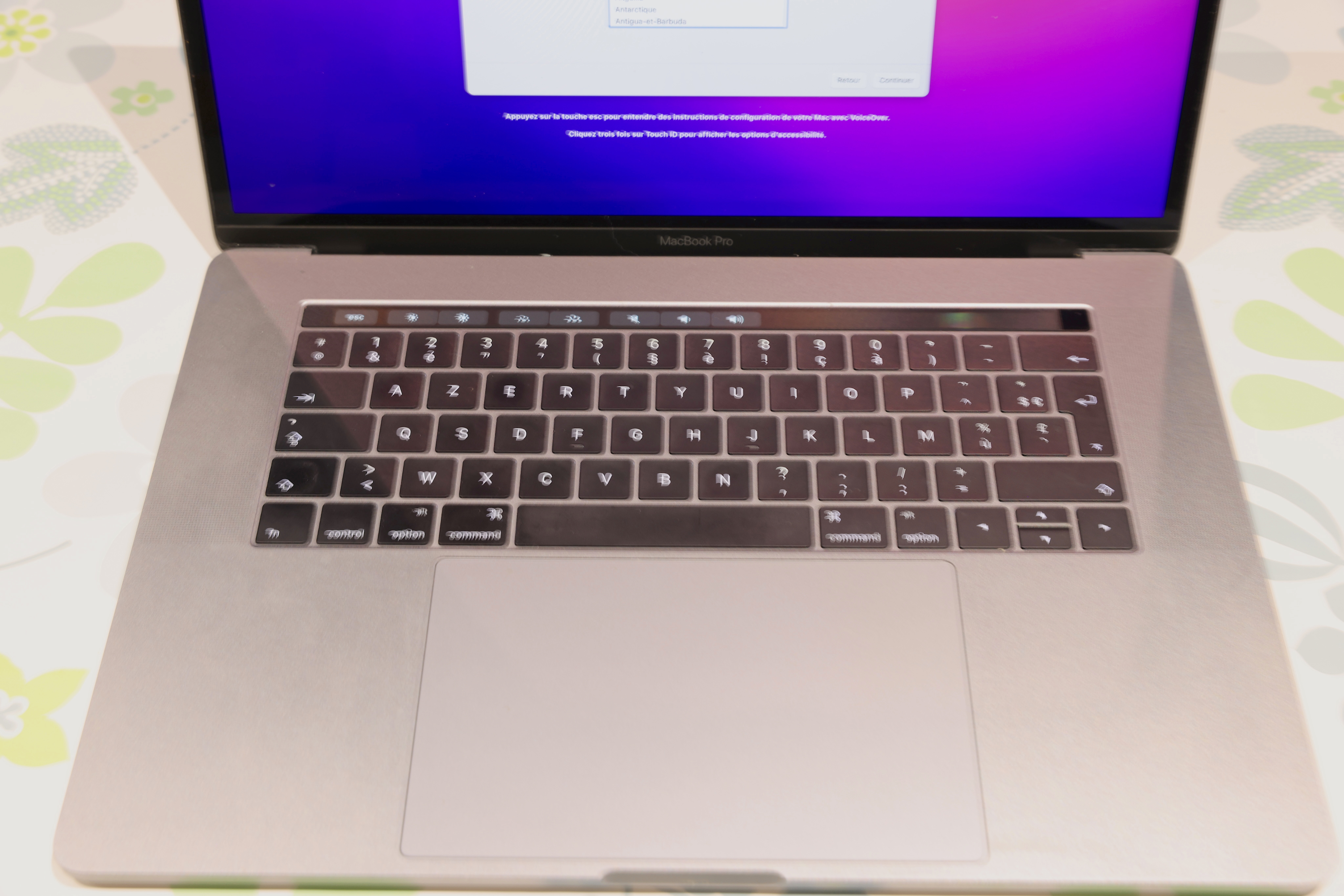 Macbook Pro 15   fin 2016. 880 Long�ves (85)
