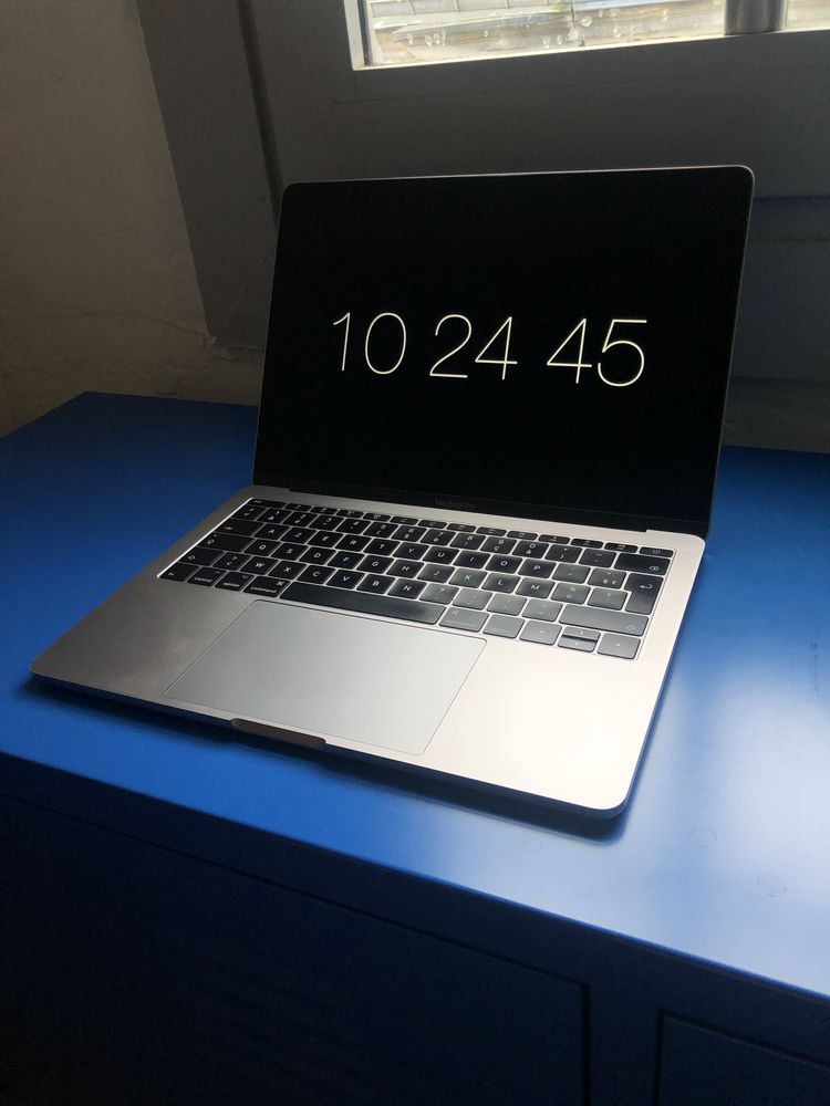 MacBook Pro 2017 13 pouces 650 Vend�me (41)