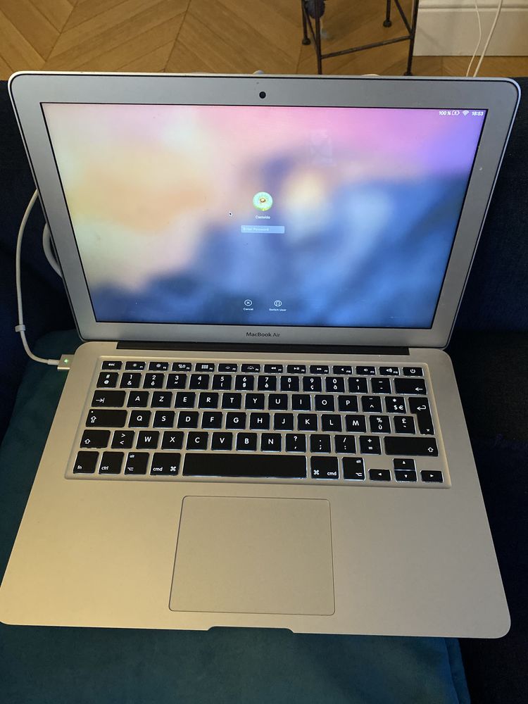 MacBook Air 2017 700 Paris 5 (75)