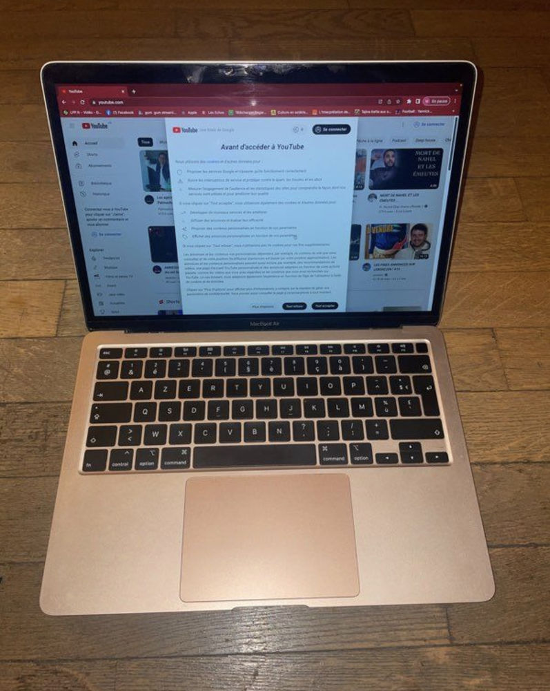 MacBook Air 2020 or rose 730 Antony (92)