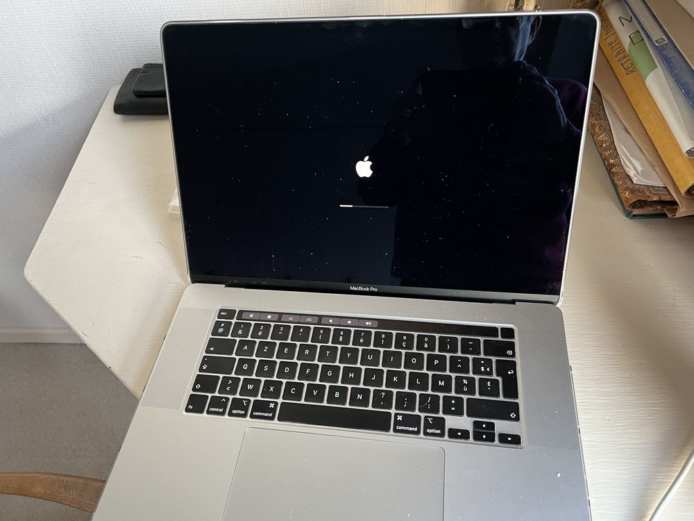 MacBook Pro 16 pouces I9 disque 1To Sous garantie 1250 Lyon 2 (69)