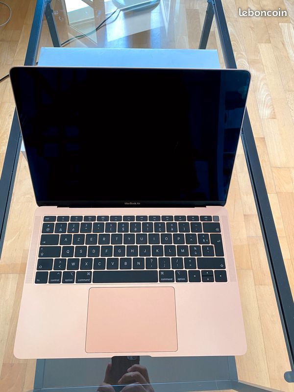 MacBook Air 13 pouces Intel Core i5 1,60 GHz 16Go RAM / 500  1300 Paris 20 (75)