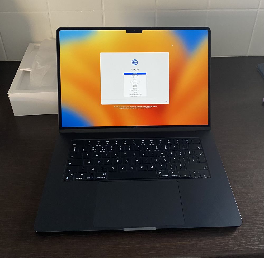 MacBook Air M2 QWERTY (2023) 15 pouces Neuf 1400 Grasse (06)