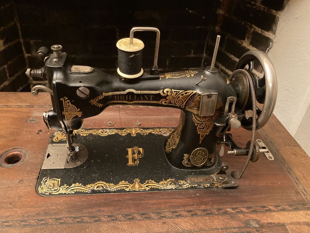 Machine � ancienne 100 Charny (89)