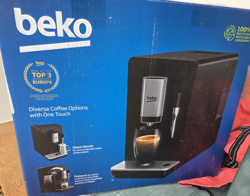 machine � caf� avec broyeur marque beko.
140 Saint-Jean-de-V�das (34)