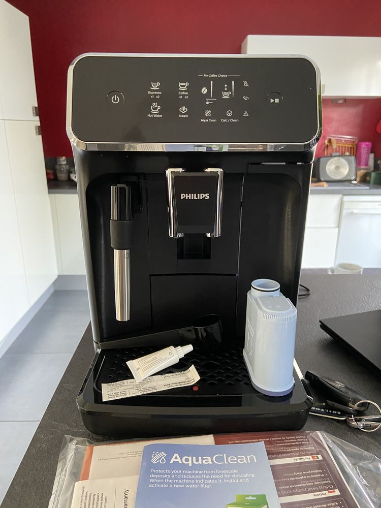 Machine � caf�/cafeti�re Philips Domestic Appliances S�rie 2200 Machine Expresso 220 Rouen (76)