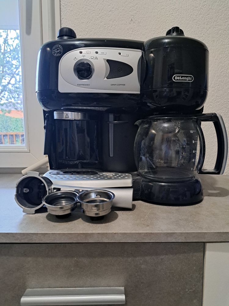 Machine � caf� combin� delonghi 120 Saint-Quentin-de-Baron (33)