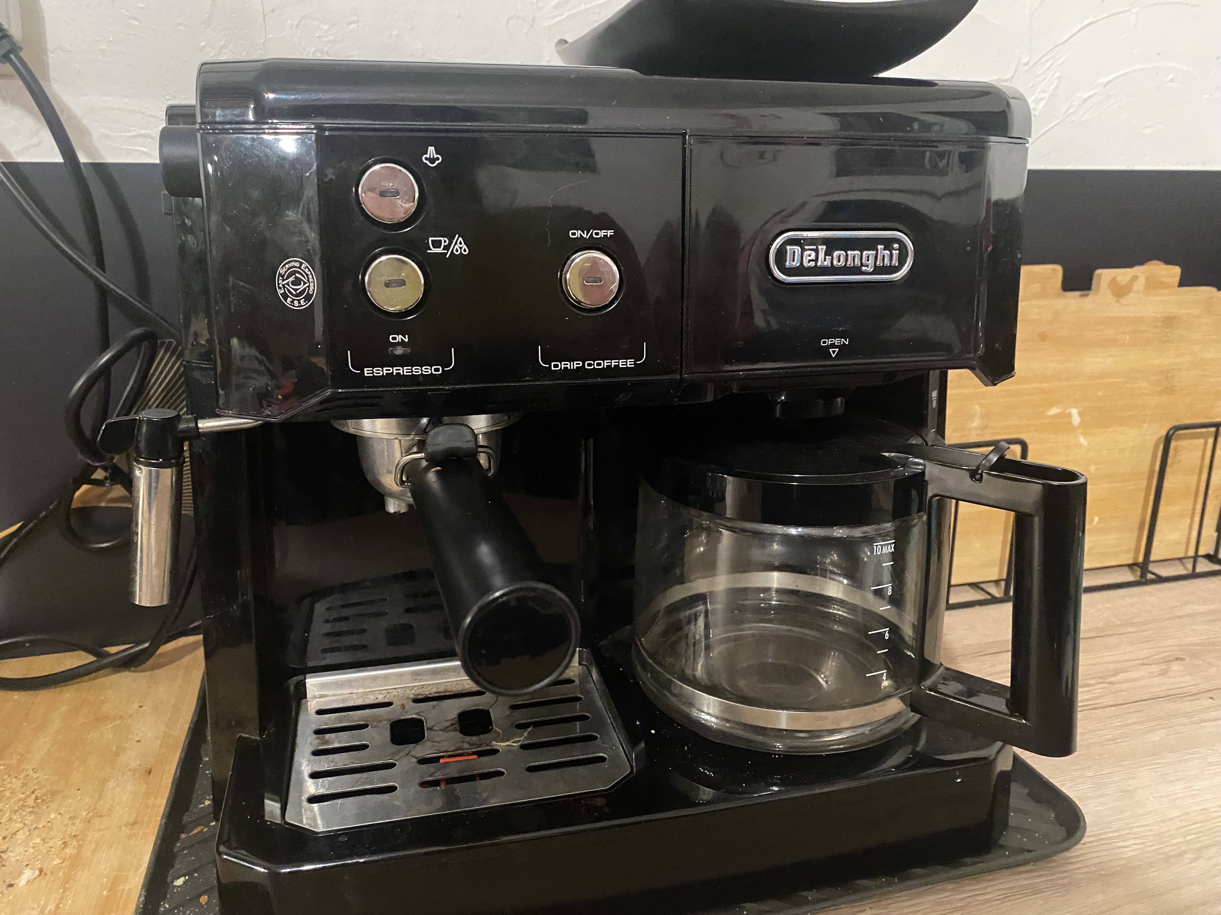 Machine � caf� combin�e De'Longhi - Expresso et caf� filtre 50 Mareuil-sur-Cher (41)