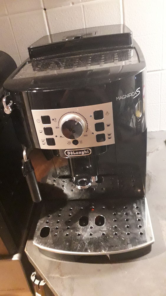 Machine � caf� Delonghi 300 Albertville (73)
