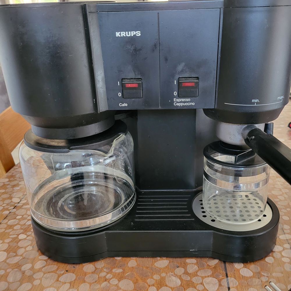 machine a caf� 2 en 1 expresso et italienne 0 Saint-Marcel (01)