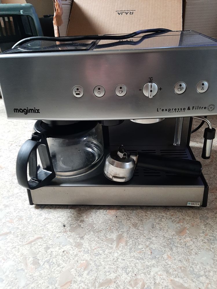 Machine � caf�  Magimix 220 Danjoutin (90)