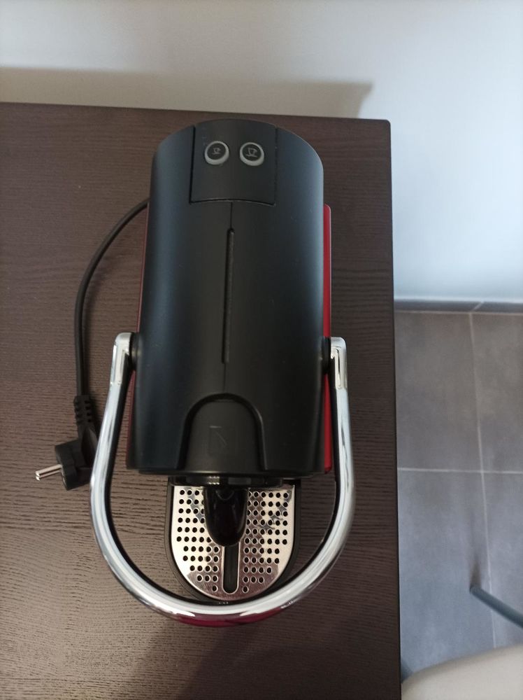 Machine � caf� 75 Le Luc (83)