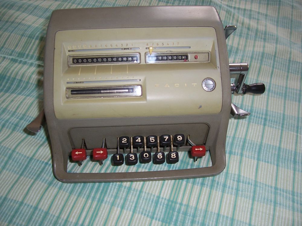 machine � calculer ancienne avec plaque en dessous
0 Soullans (85)