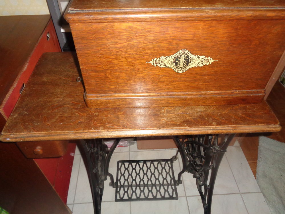 machine � coudre 1920 380 Millau (12)