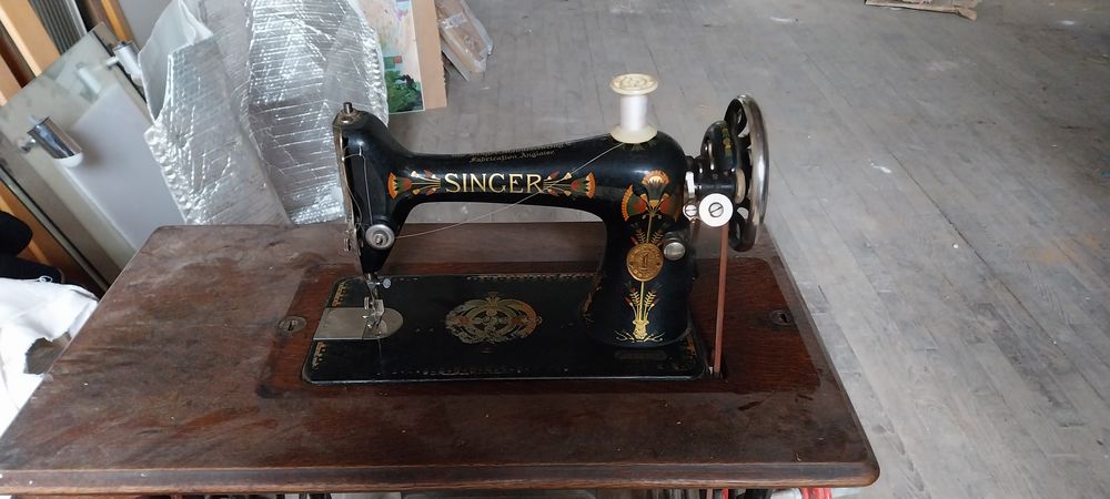 Machine � coudre ancienne singer 150 Dissay-sous-Courcillon (72)