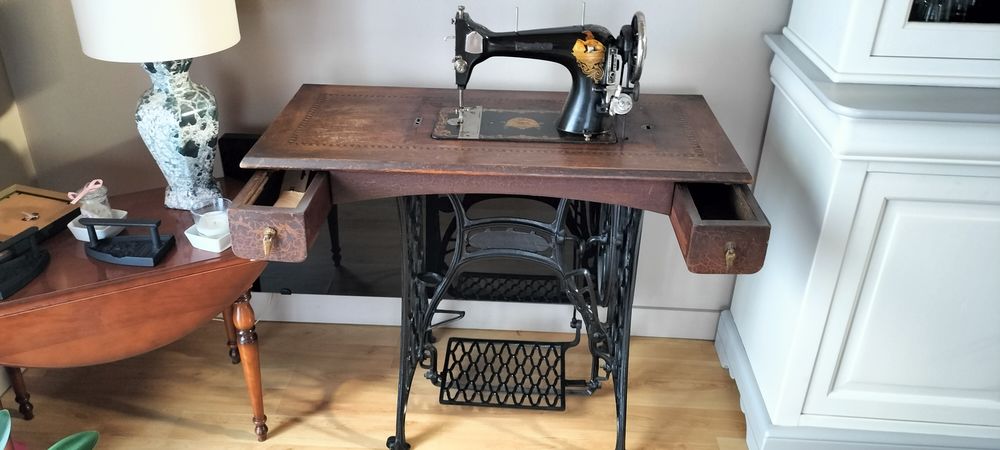 Machine � coudre ancienne 300 Les Sables-d'Olonne (85)