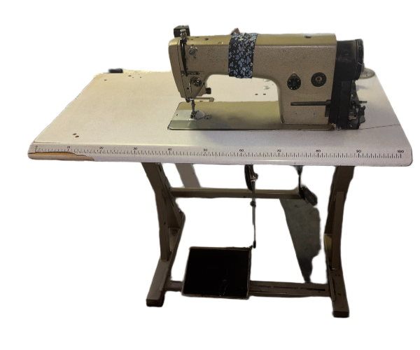 Machine � coudre BROTHER INDUSTRIELLE. 700 Mulhouse (68)