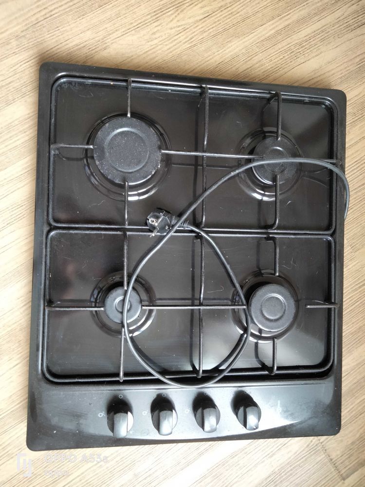 machine � coudre, plaque de cuisson � gaz, petite t�l�vision 150 Sarcelles (95)