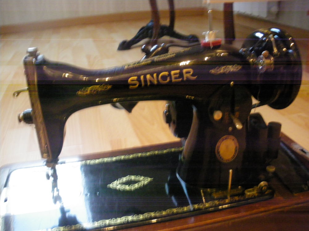 Machine � coudre Singer �lectrique et portative. 0 Marly-la-Ville (95)