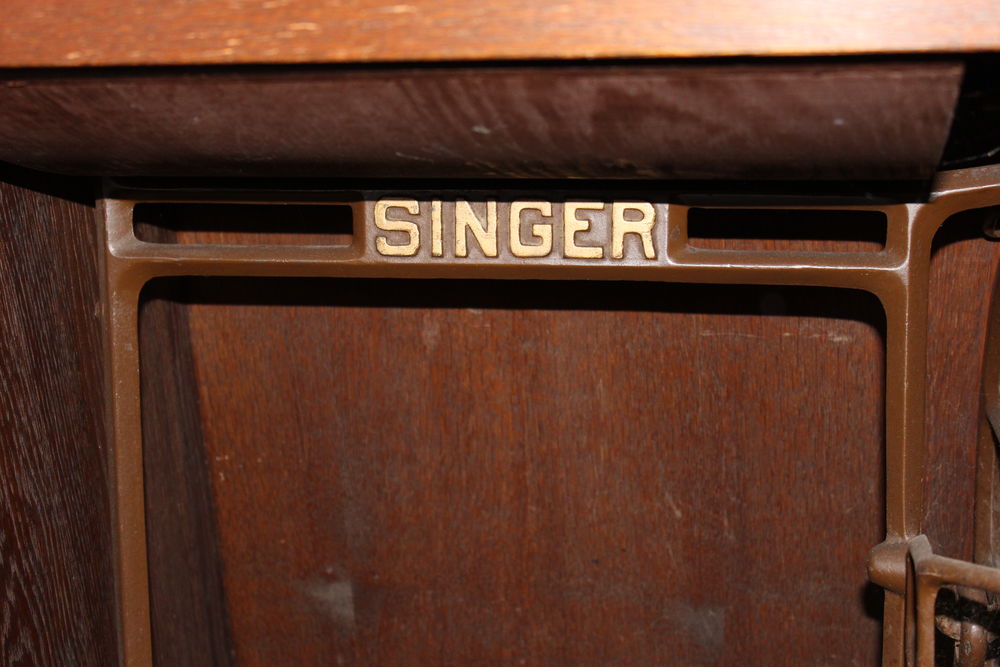 Machine � coudre SINGER 50 Rochefort (17)