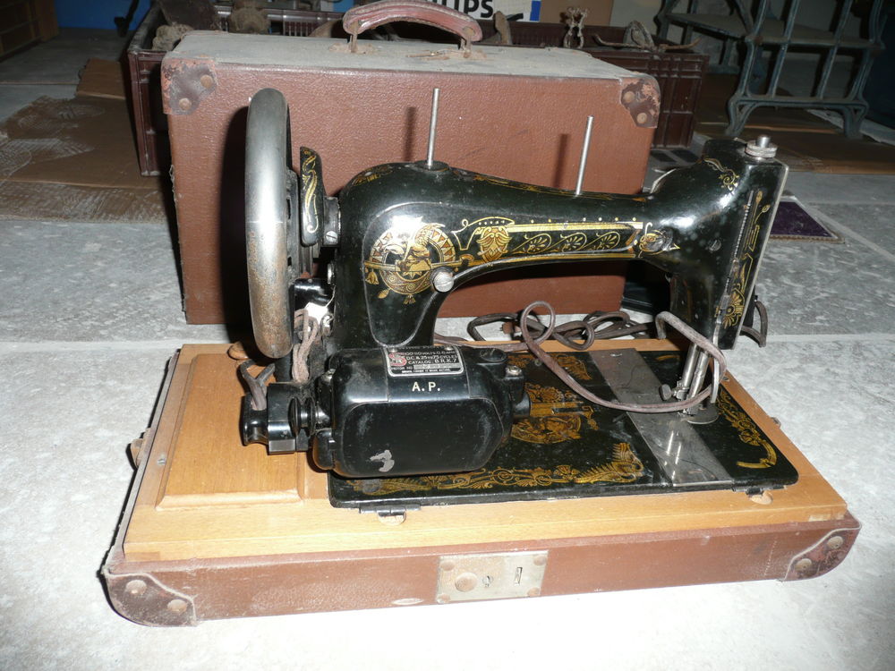 MACHINE A COUDRE SINGER 40 Auxerre (89)