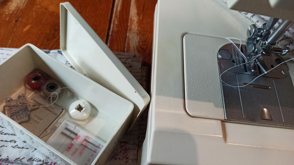 Machine a coudre Singer 140 Ch�digny (37)