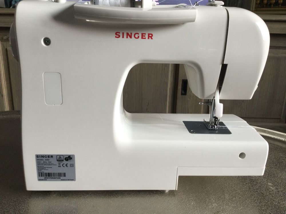 Machine � coudre Singer 90 Villebon-sur-Yvette (91)