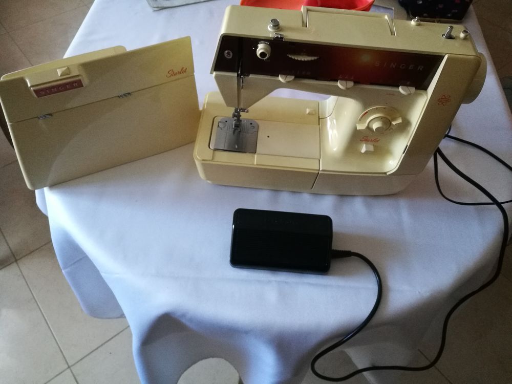 machine � coudre singer avec , aiguilles + cannettes 80 Ingersheim (68)