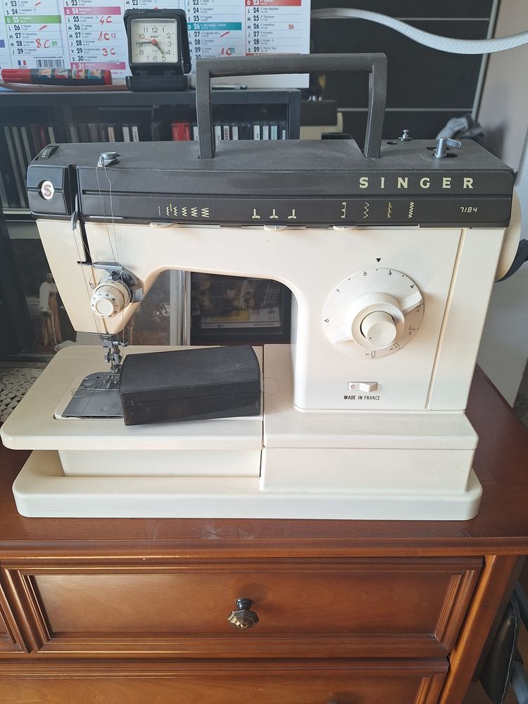 Machine a coudre Singer 100 Draveil (91)