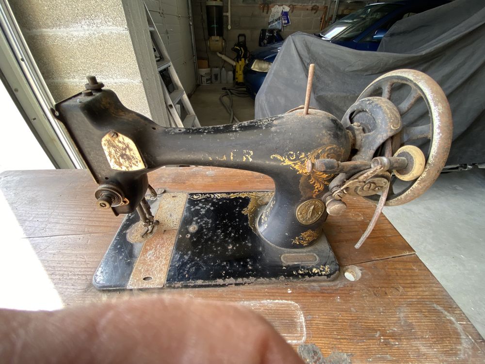 machine a coudre singer 1913 dans son �tat 40 Maine-de-Boixe (16)